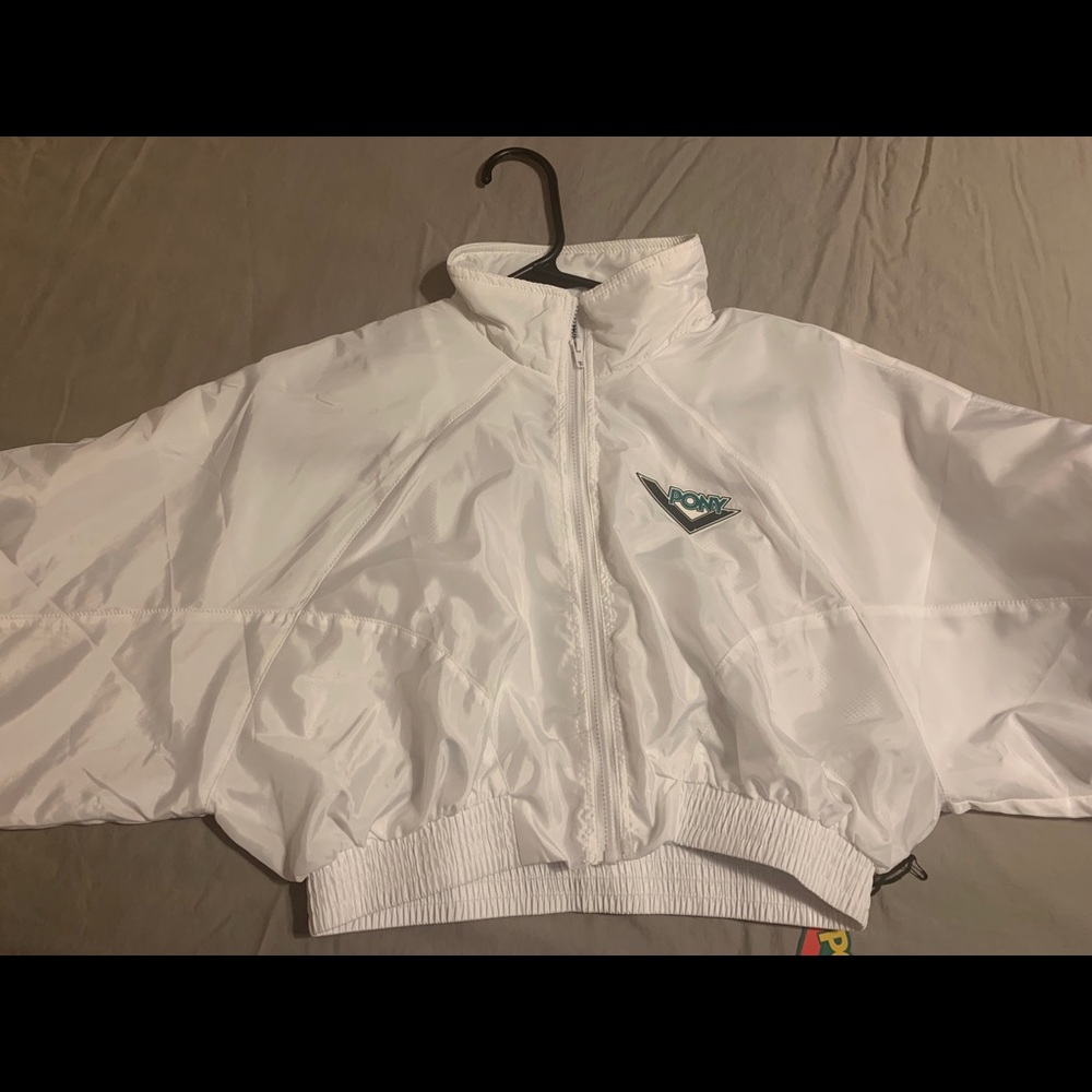 cropped jacket - Picture 2 of 4